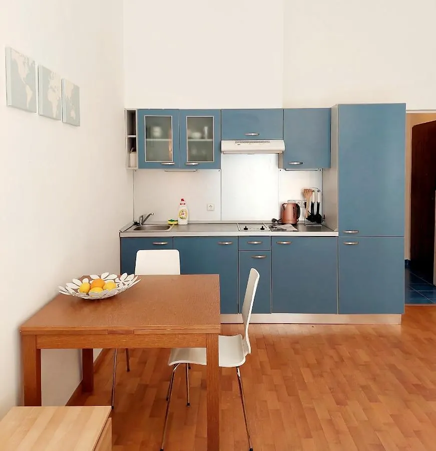 Cozy Studio In Vinohrady Prague Apartment